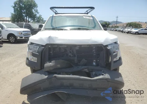 2015 Ford F150 z USA, uszkodzony, nr VIN 1FTMF1CP1FKD62477